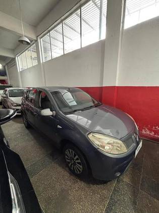 RENAULT SANDERO 1.6 PRIVILÉGE 16V FLEX 4P AUTOMÁTICO